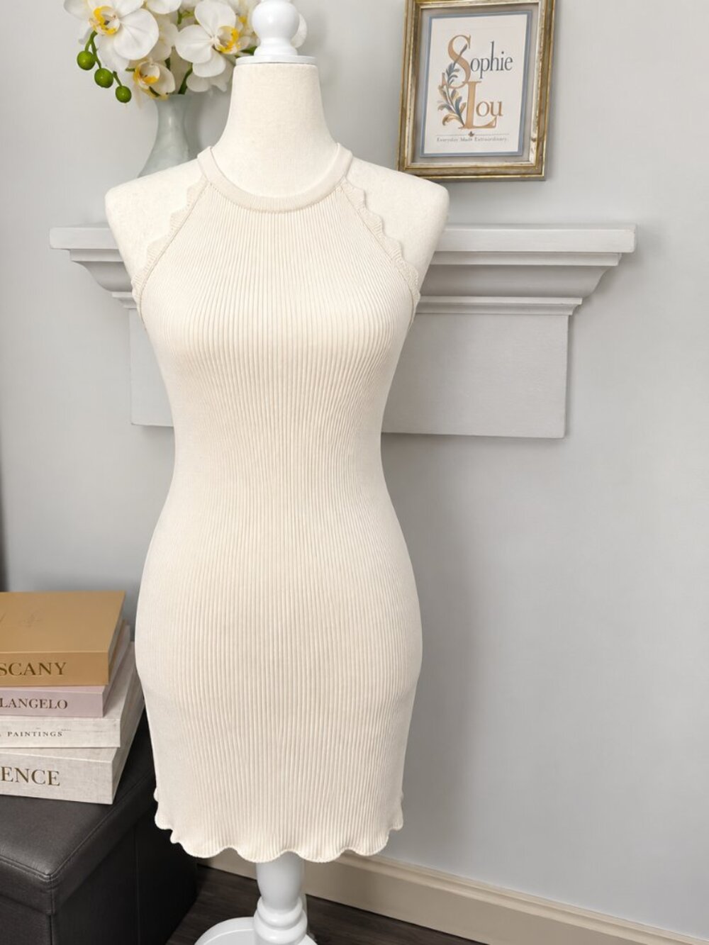 Miduo Ivory Ribbed Bodycon Mini Dress Scallop Trim – M
